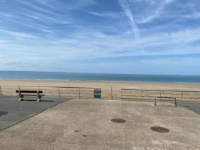400 mètres de la plage